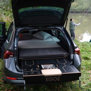 Nestboard Combi 600 Campingmodull med kök, säng, förvaring, vattentank, gasolspis...